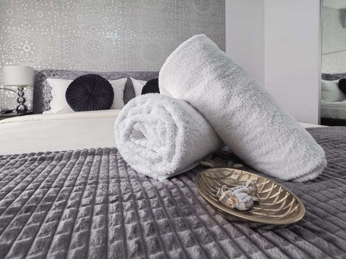 For You Apartments Gold & Silver Sibiu Esterno foto