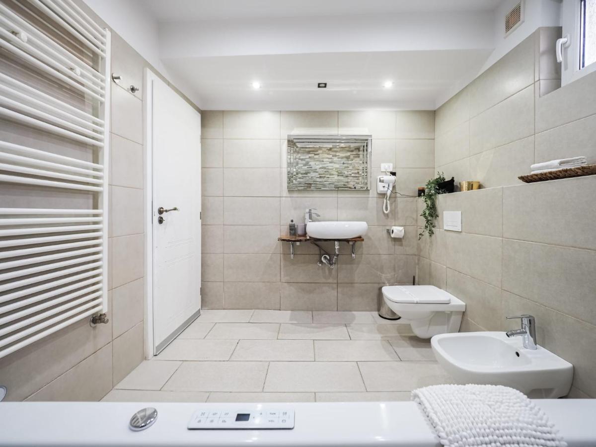 For You Apartments Gold & Silver Sibiu Esterno foto