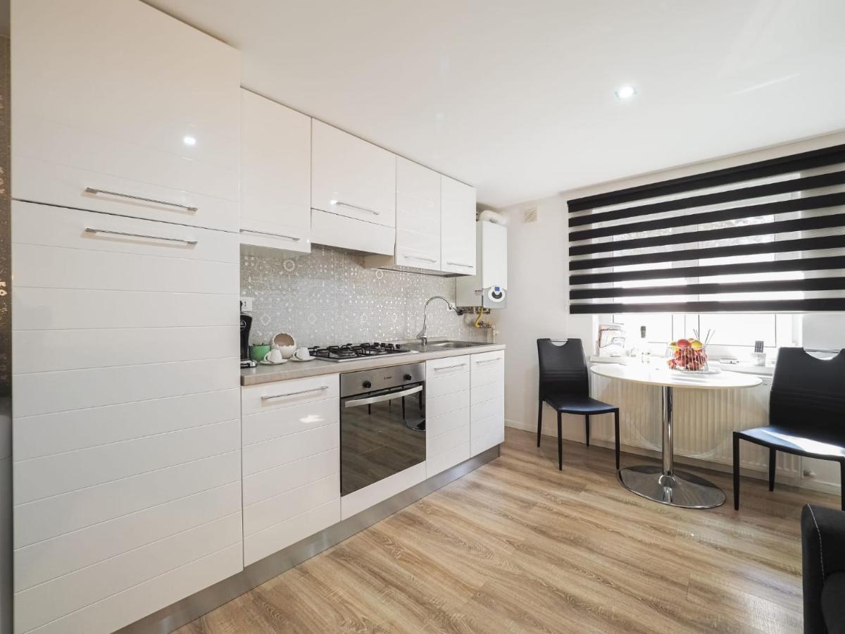For You Apartments Gold & Silver Sibiu Esterno foto